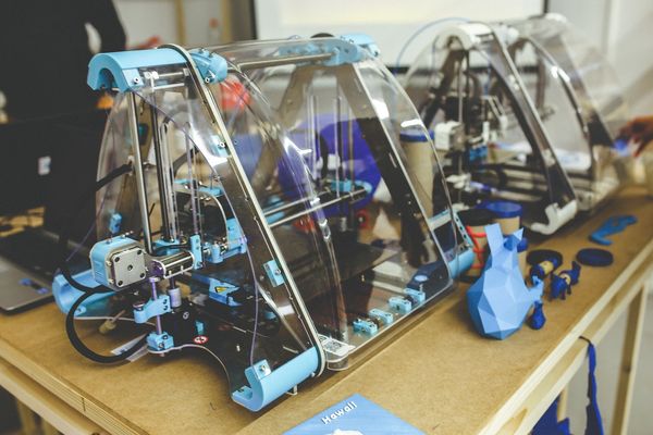 Innowacyjność w praktyce: zastosowanie druku 3D w różnych branżach
