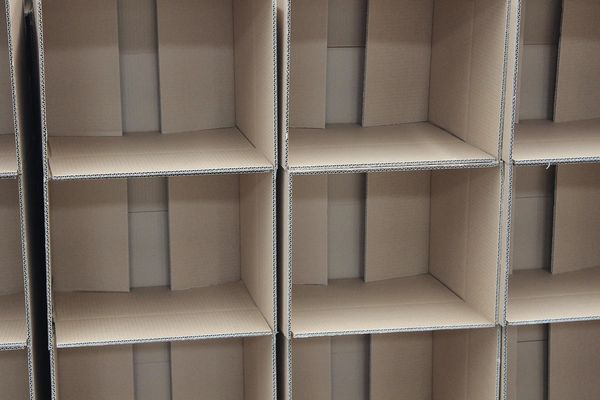 Ewolucja opakowań – jak zmieniają się materiały stosowane w ich produkcji?