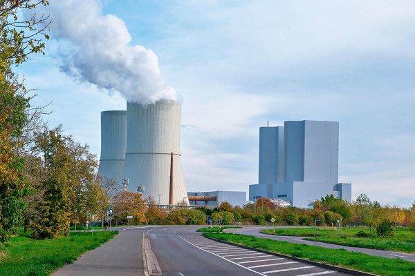 Zastosowanie zaawansowanych systemów chłodzenia w sklepach